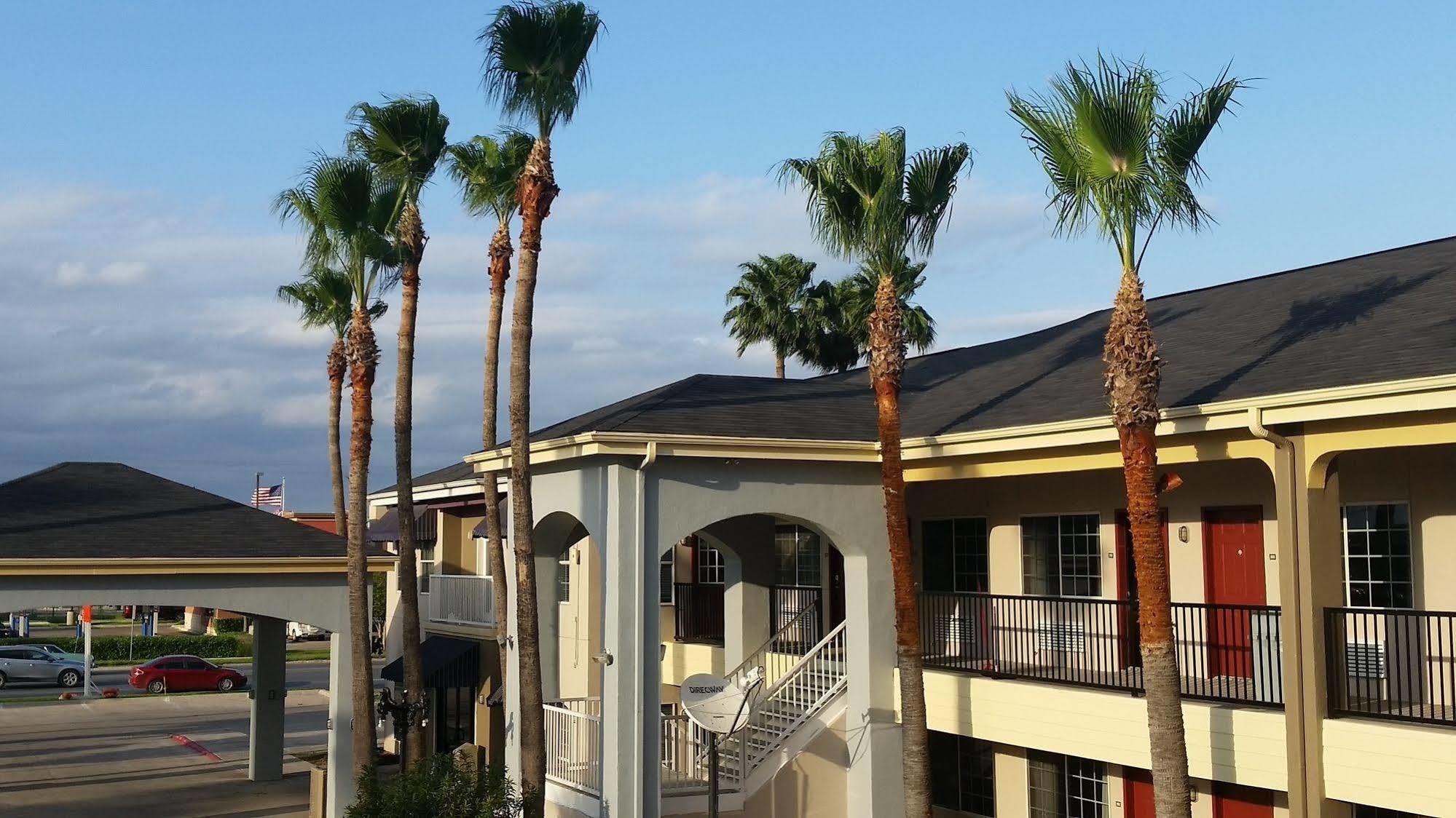 Texas Inn Downtown Mcallen Exterior photo